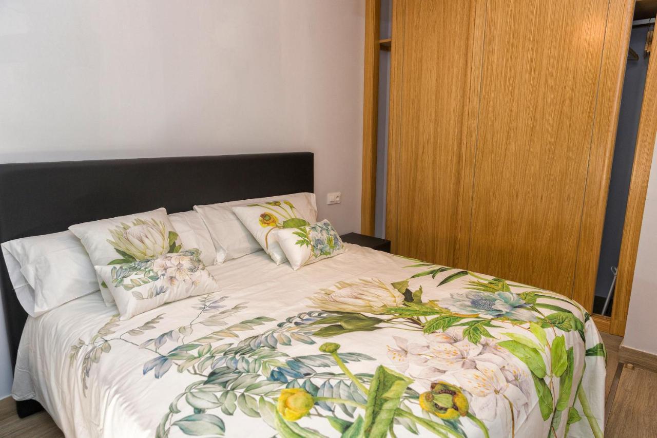 Apartamentos Onnight マラガ エクステリア 写真